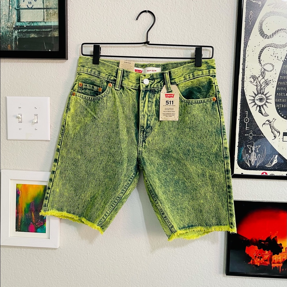 Levi’s 511 Slim Cut-Off Shorts